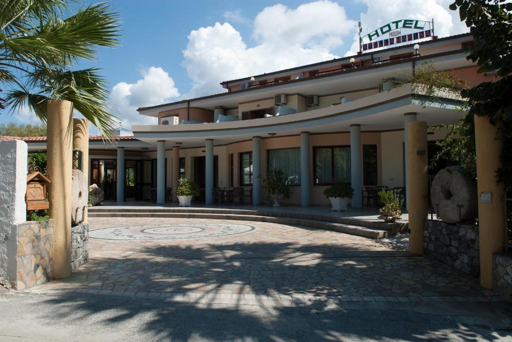 Hotel Stella Marina Capo Vaticano Exteriör bild